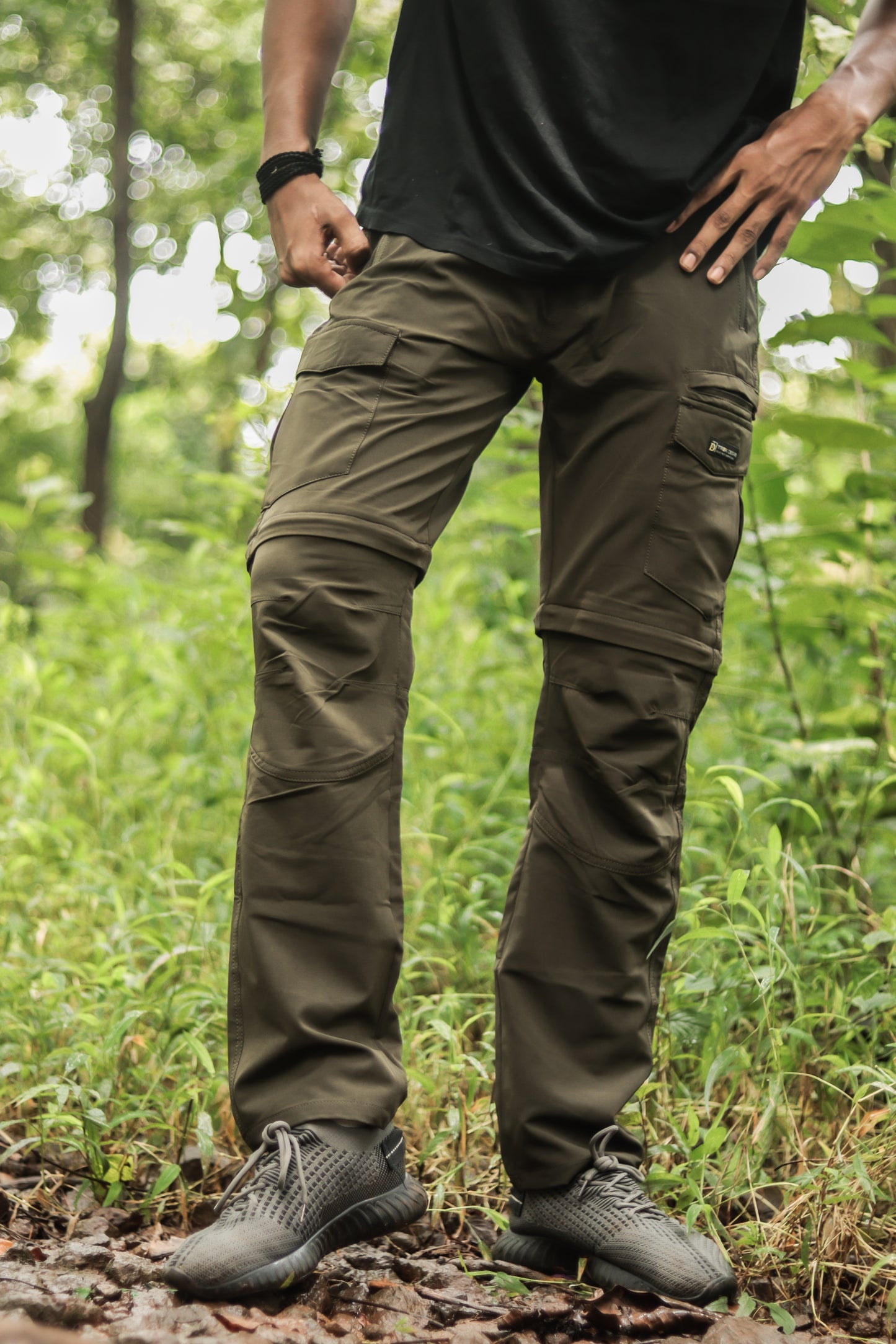 EW Mountain Series Olive Travel Cargo Pant