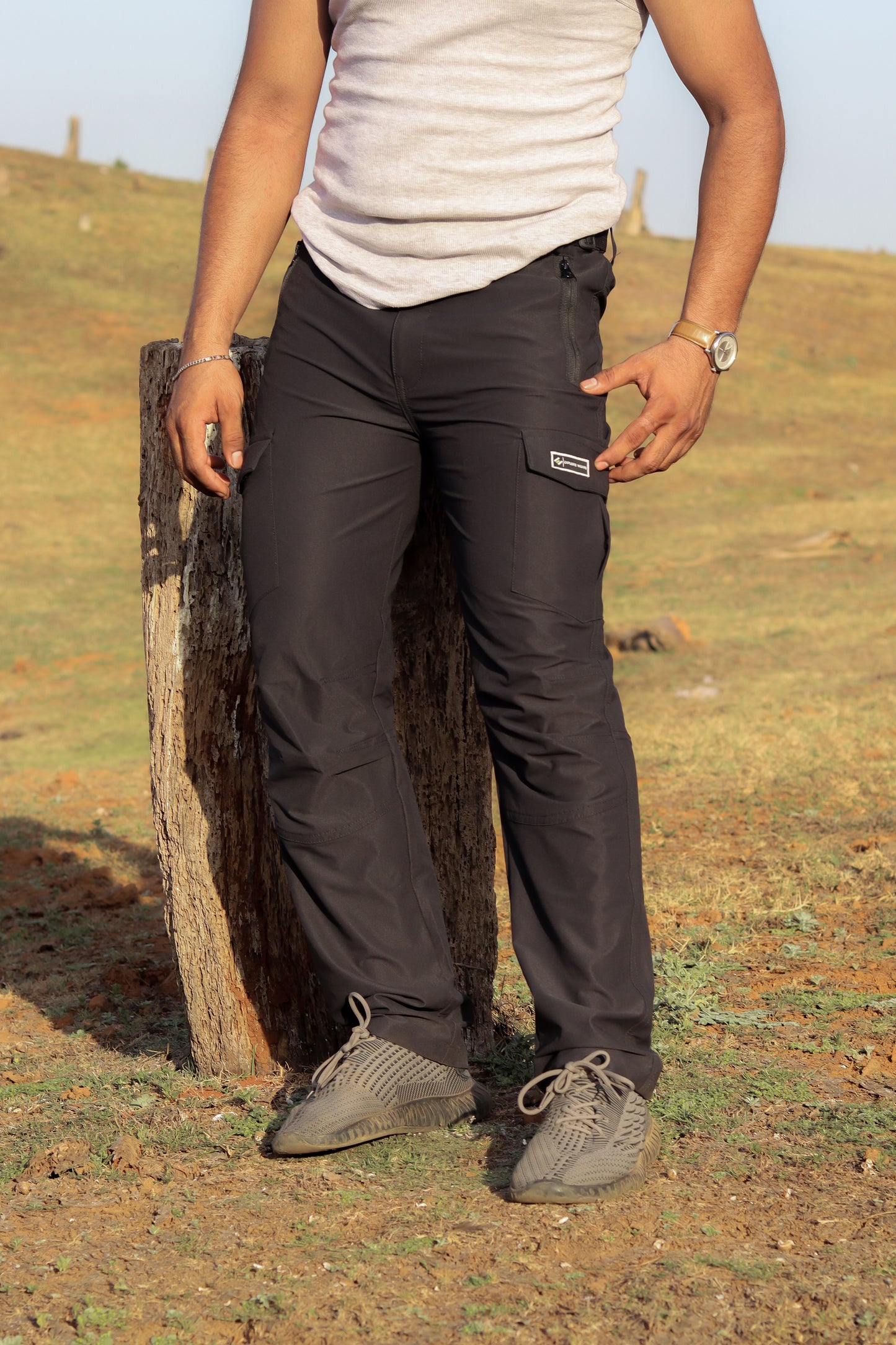 Nomad Cargos Pants