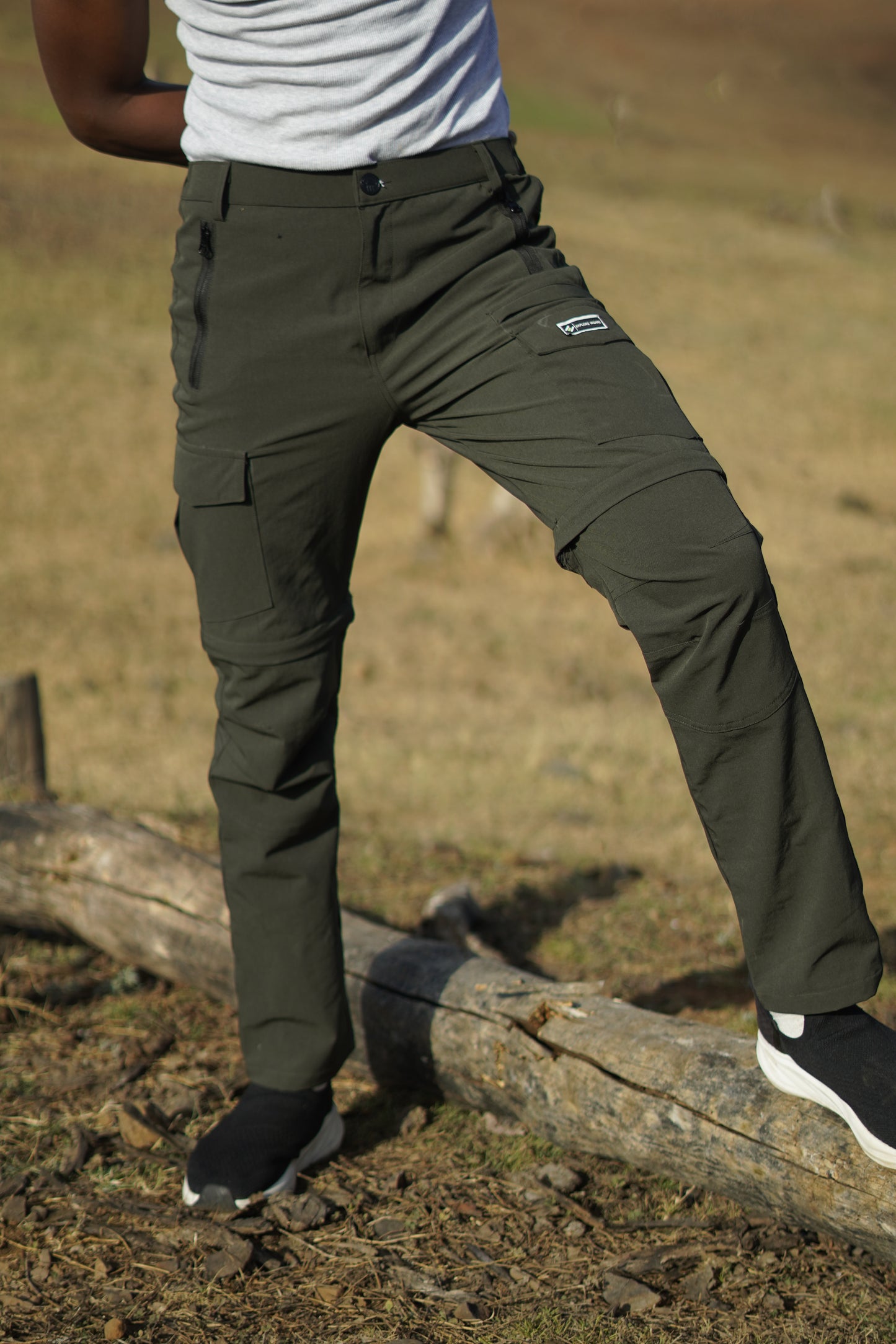EW Mountain Series Olive Travel Cargo Pant