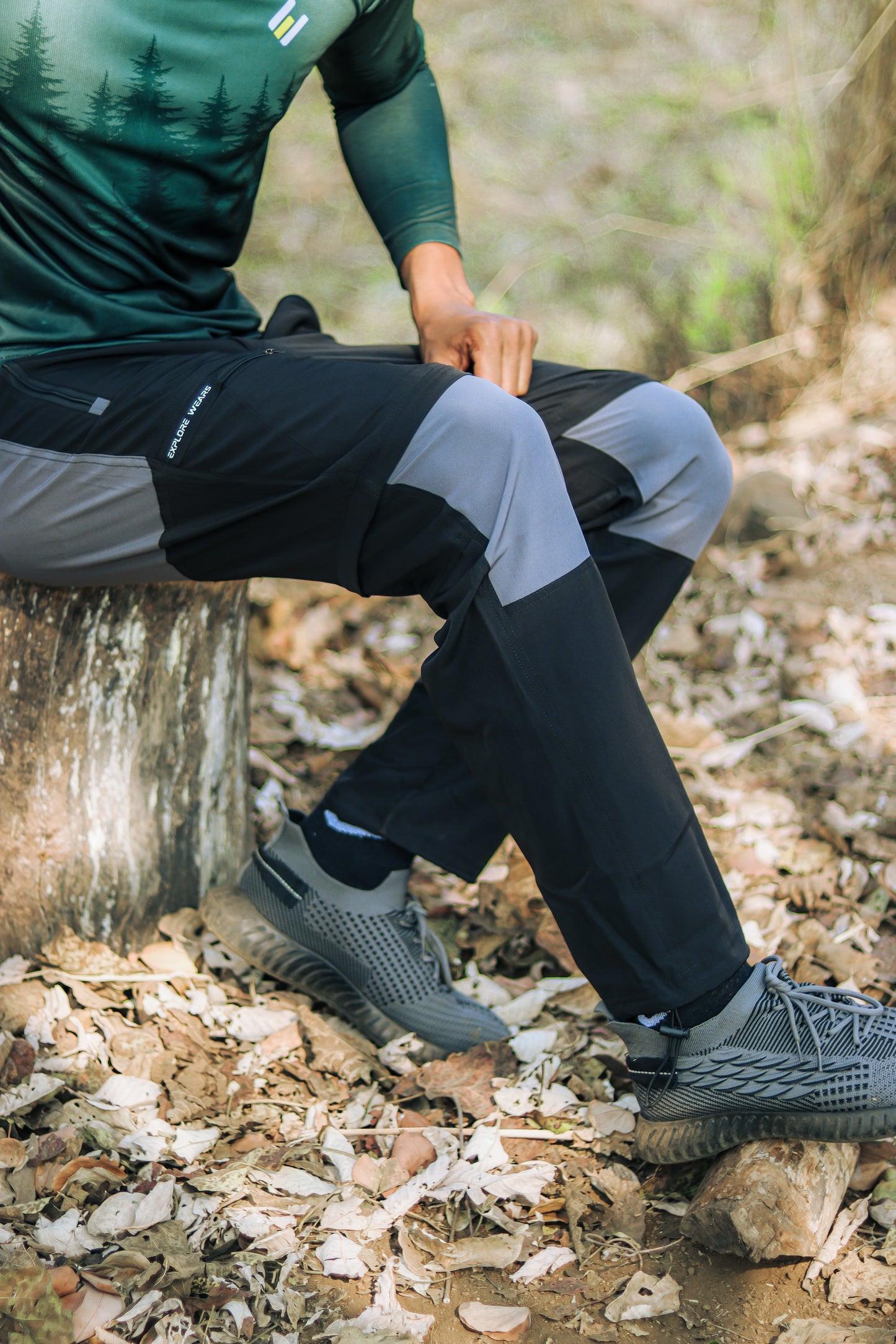 EW Hiking Series Convertible Trekking Pant Black and Gray